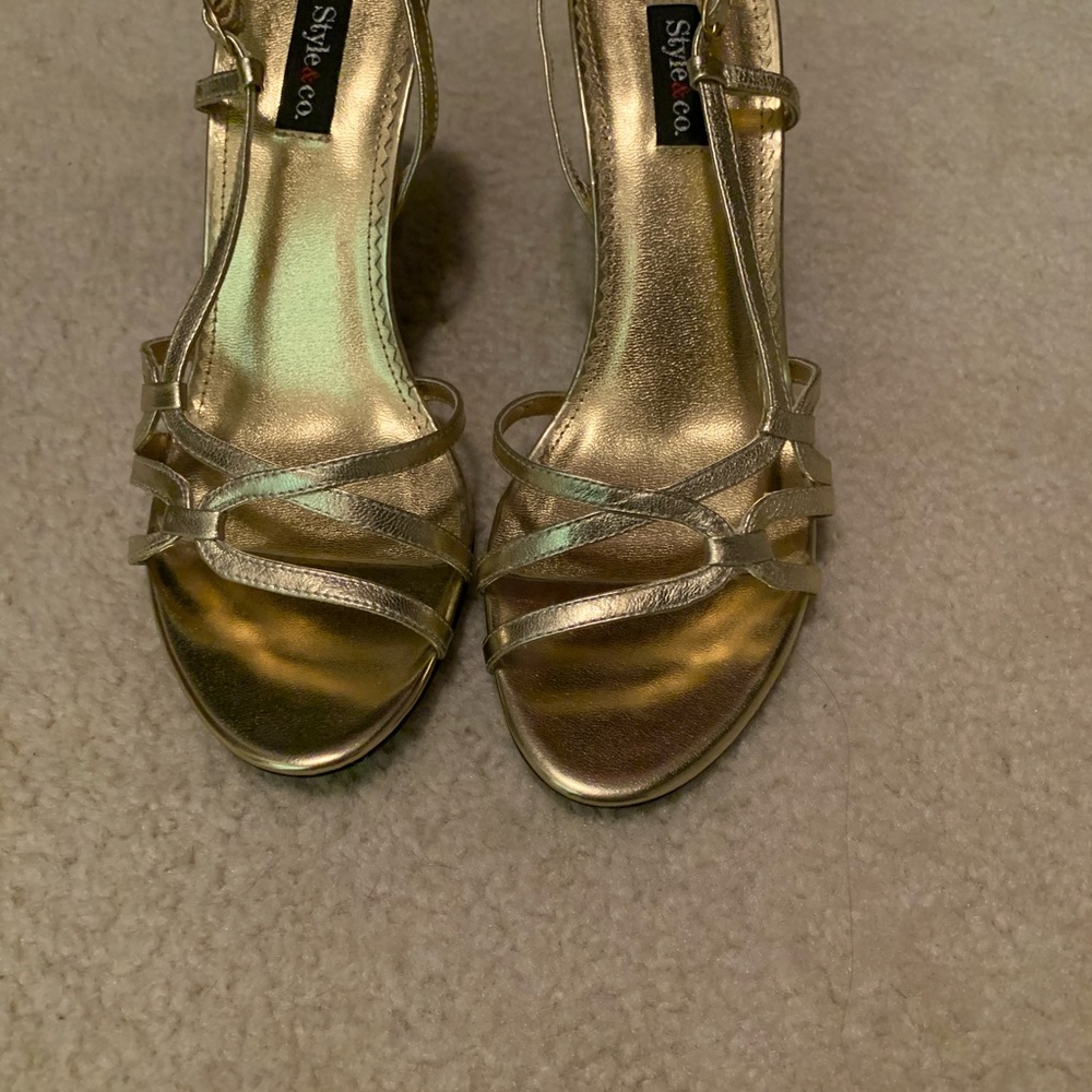 Leather dress sandals